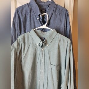 2 Izod Button Ups